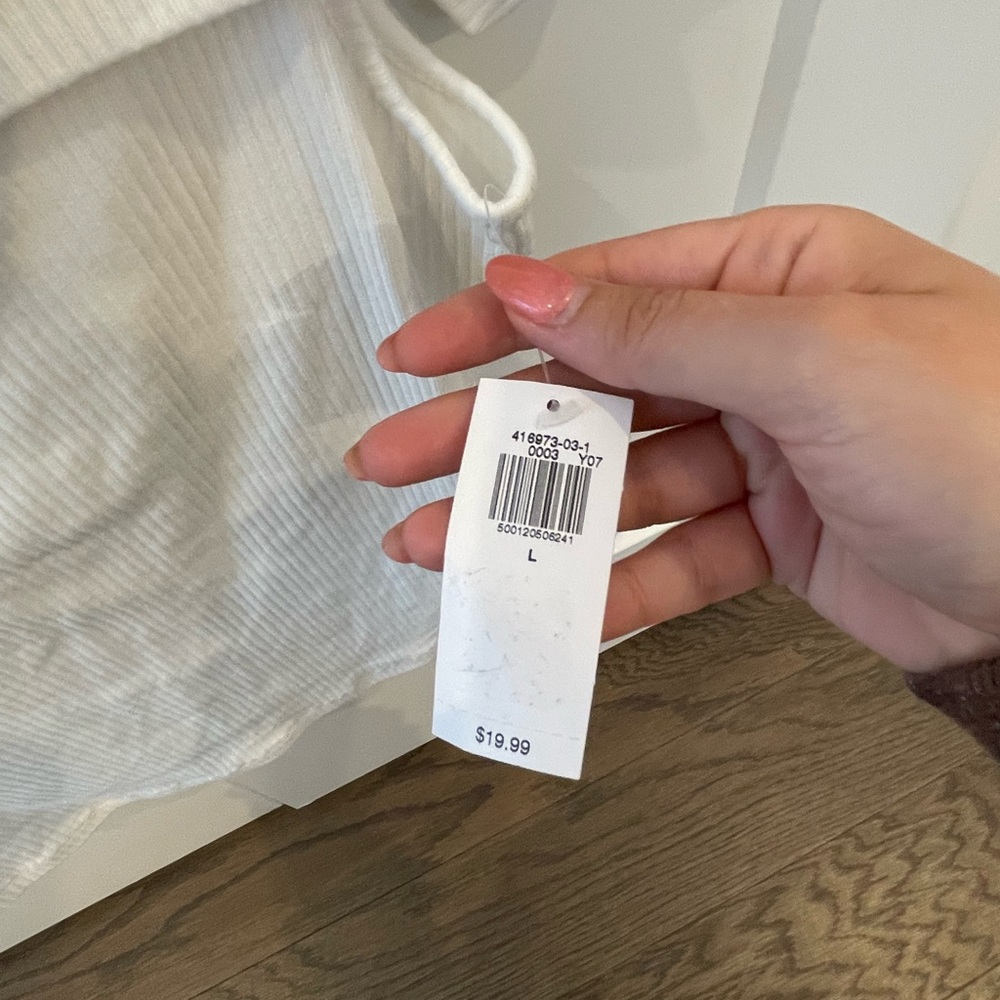NWT Old Navy White Ribbed Off the Shoulder Top Size L - Picture 4 of 4